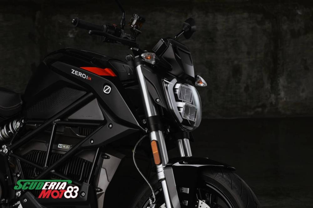 1600x900MY24SRDetails1318jpg_659d22036f6d7