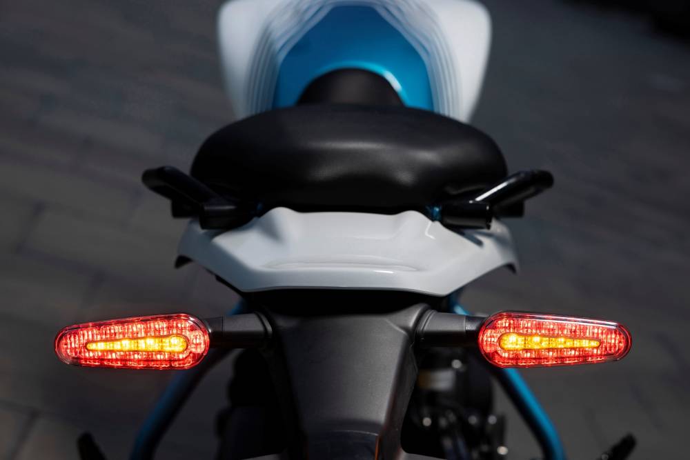 Royal Enfield Guerrilla 450_LED Indicators